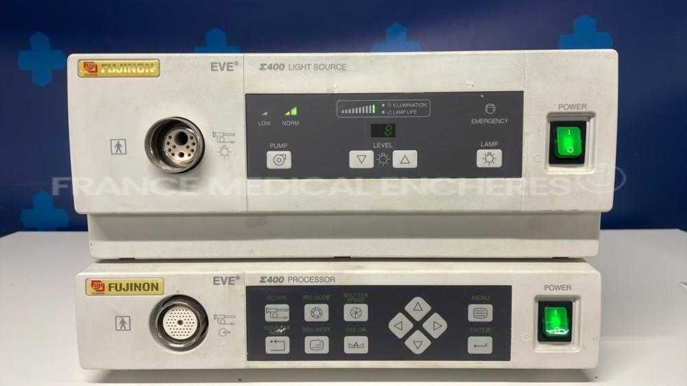 Lot of Fujinon Light Source XL-402 – YOM 2000 – bulb to be changed & Fujinon Video Processor VP-402 – YOM 2003