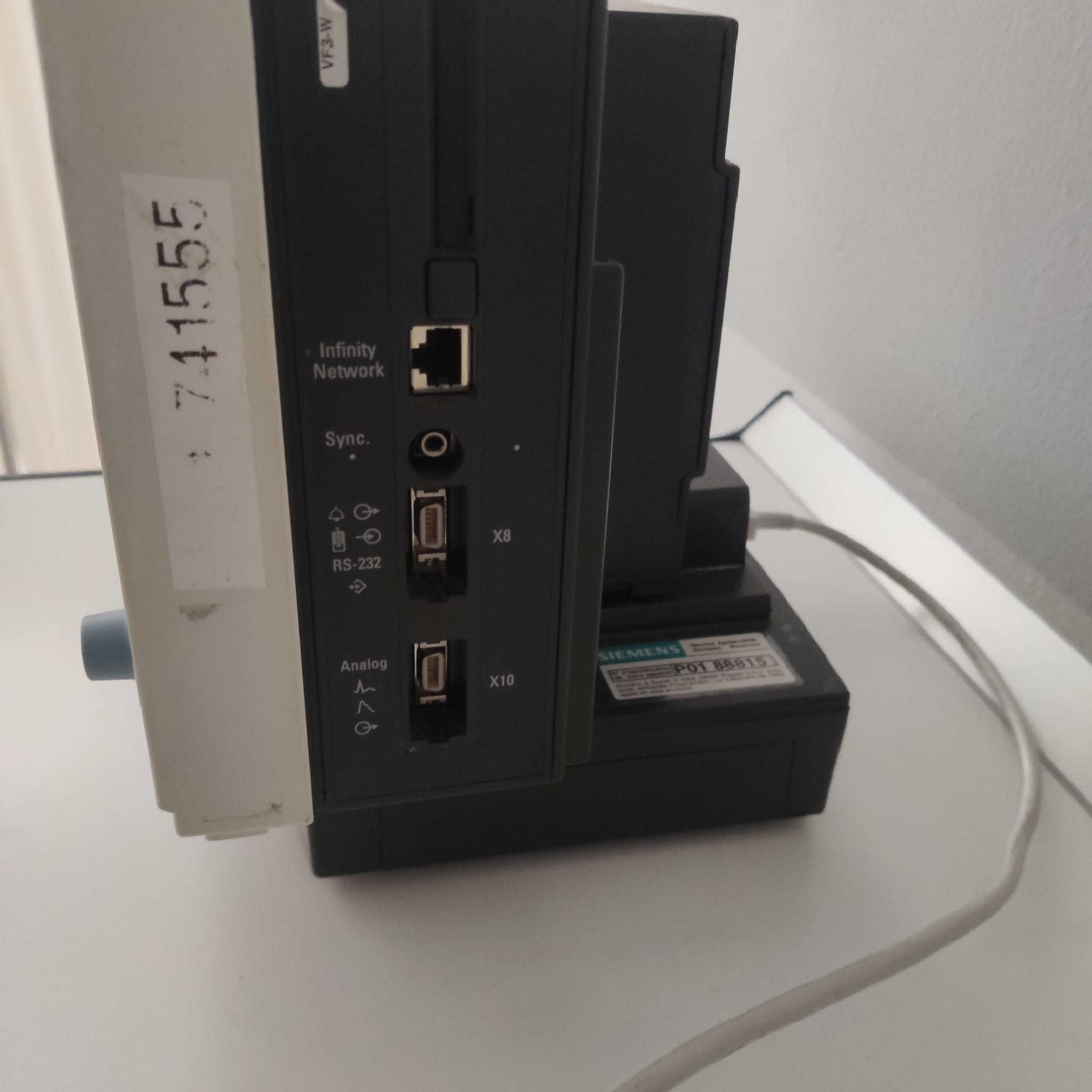 Siemens Patient Monitors SC7000 -YOM 2002/2004 – S/W VF2.3-W/ VF3-W